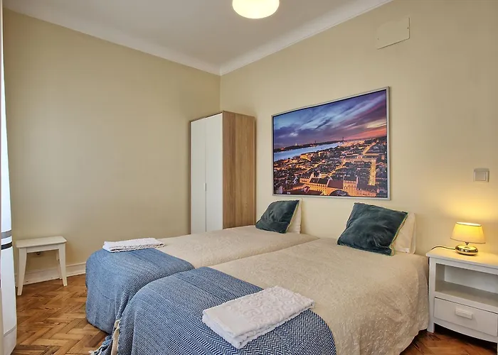 Almirante Floor / Almirante Reis Avenue Лісабон