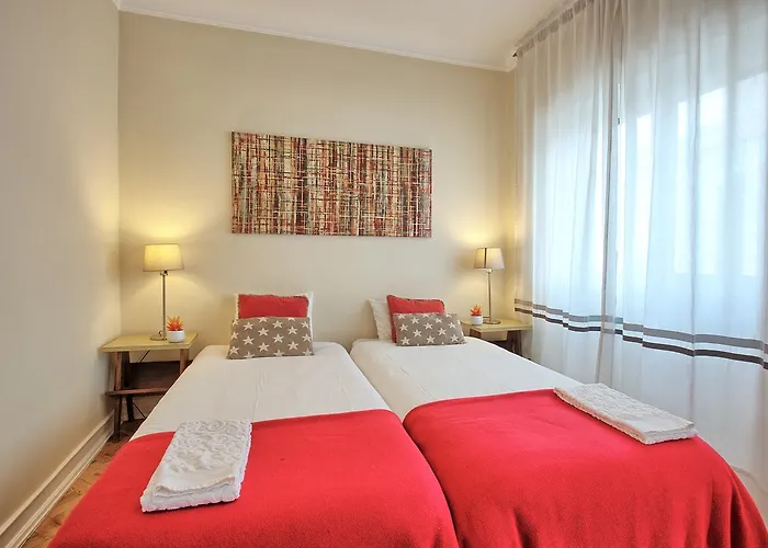 Almirante Floor / Almirante Reis Avenue * Lisbon