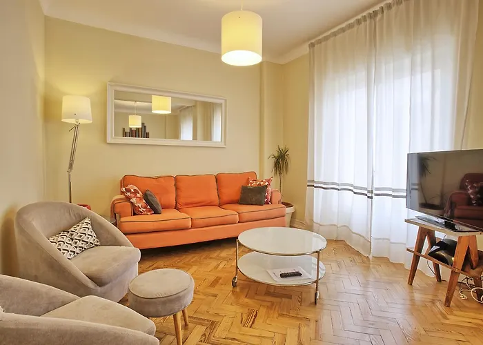 Апартаменти Almirante Floor / Almirante Reis Avenue Лісабон