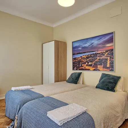 Almirante Floor / Almirante Reis Avenue リスボン